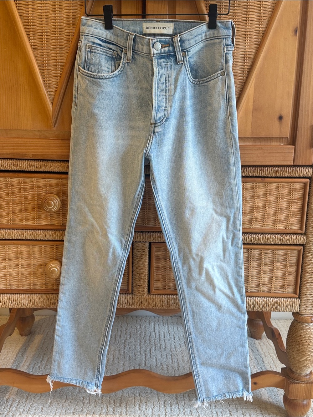 Never worn - Denim Forum Light Blue Ankle Crop Jeans